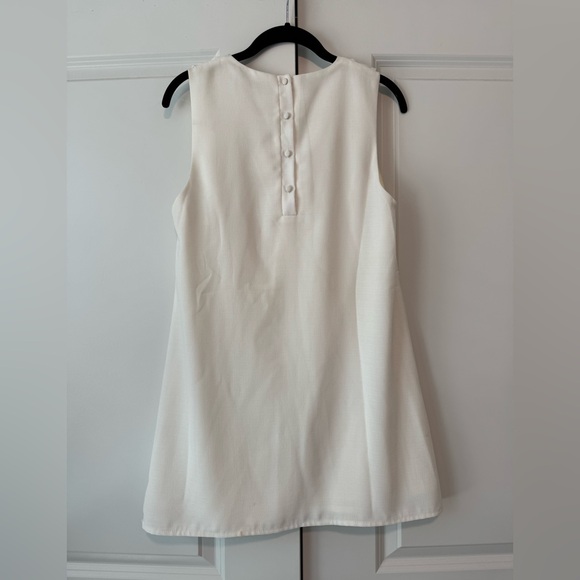 Storee White Ruffled Shift Dress Sz Small - Picture 4 of 8